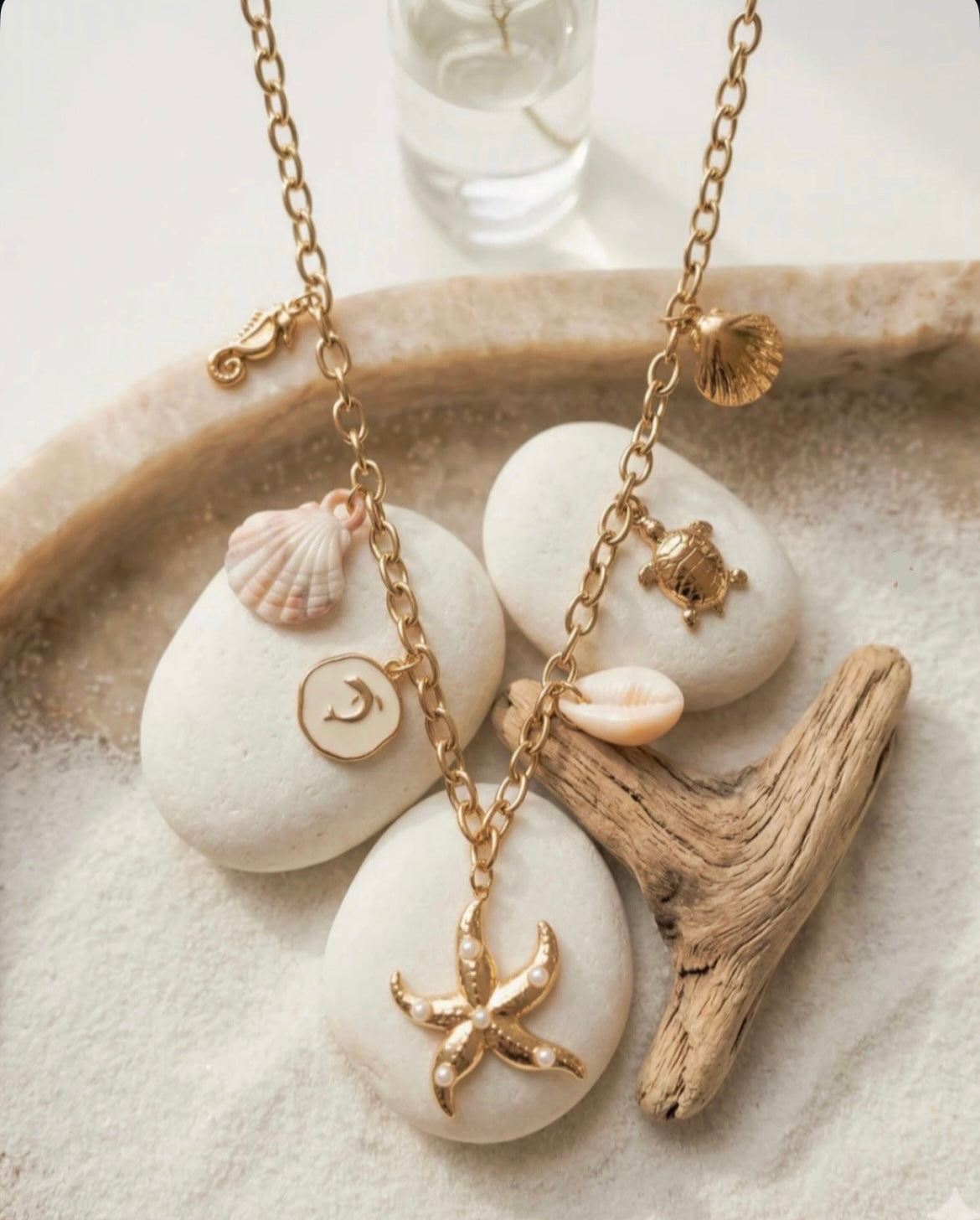 Collier Isaya