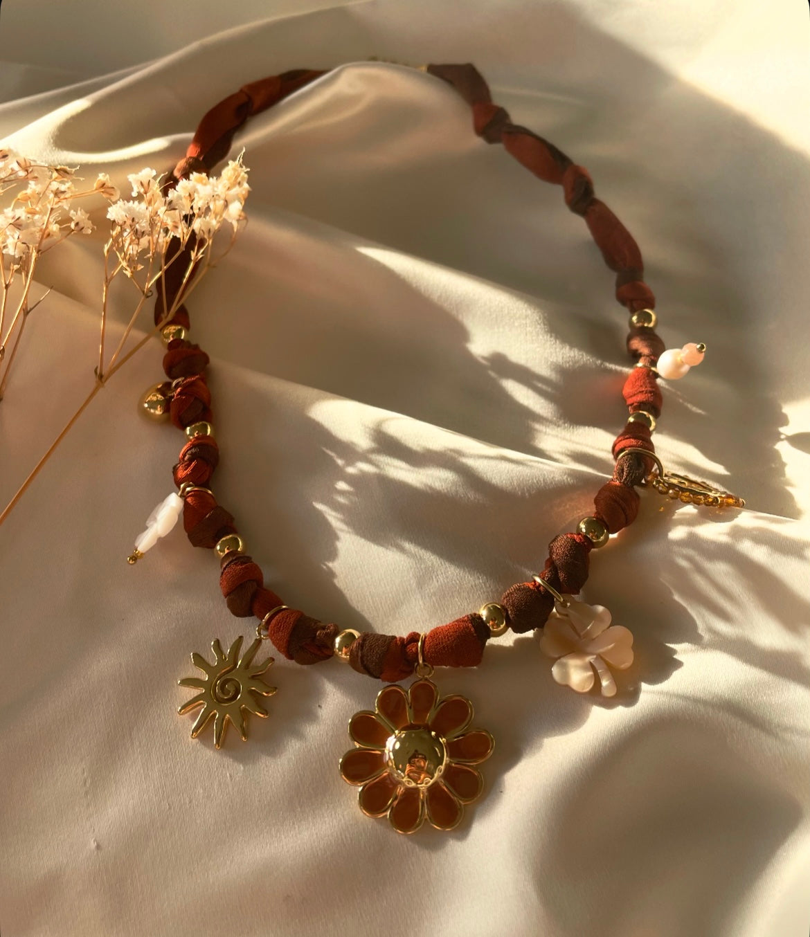 Collier Merry