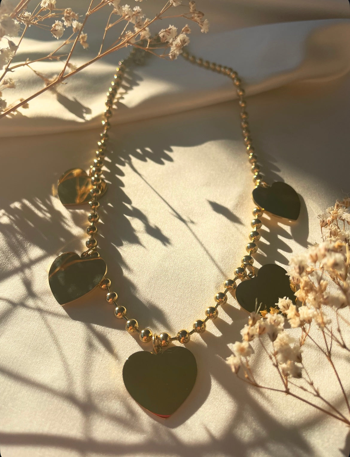 Collier Cherry